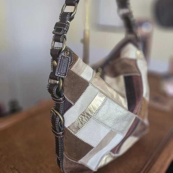 Coach patchwork hobo with turnlock 10974 from 2007 - Picture 12 of 12